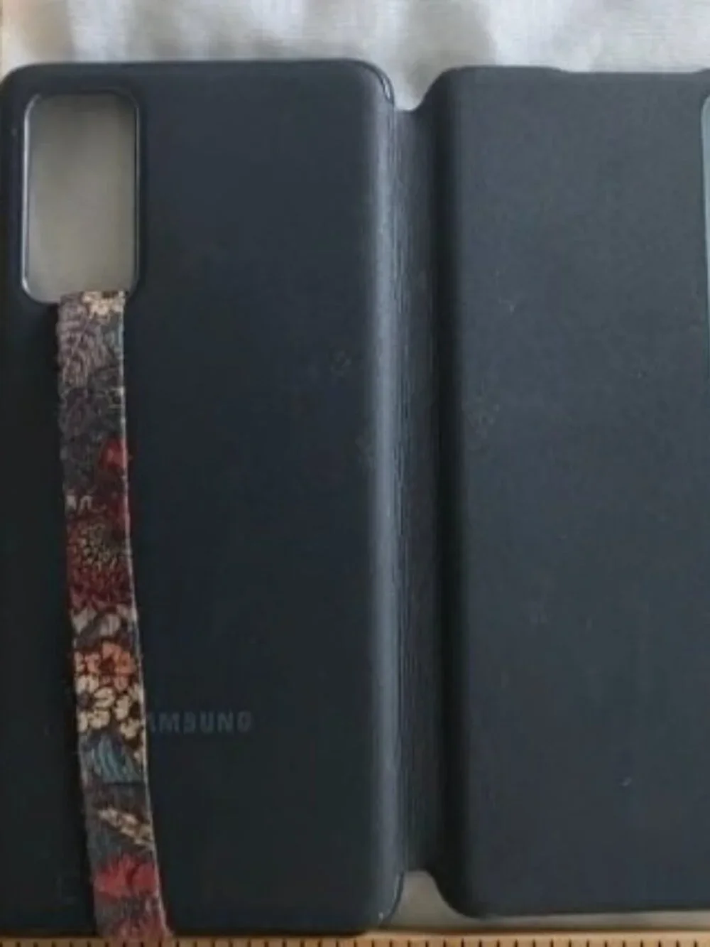 Samsung Smart Clear View Cover for Galaxy S20 FE 5G Cell Phone Case PARTS ONLY